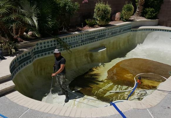 J&J Pool Services: Service Image-7 J&J Pool Services: Service Image-7